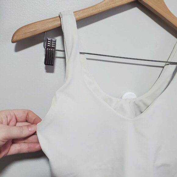 LULULEMON Align Tank Top Nulu Cropped Gym Yoga Bone Ivory Women's 6, AB Cups - Picture 4 of 13